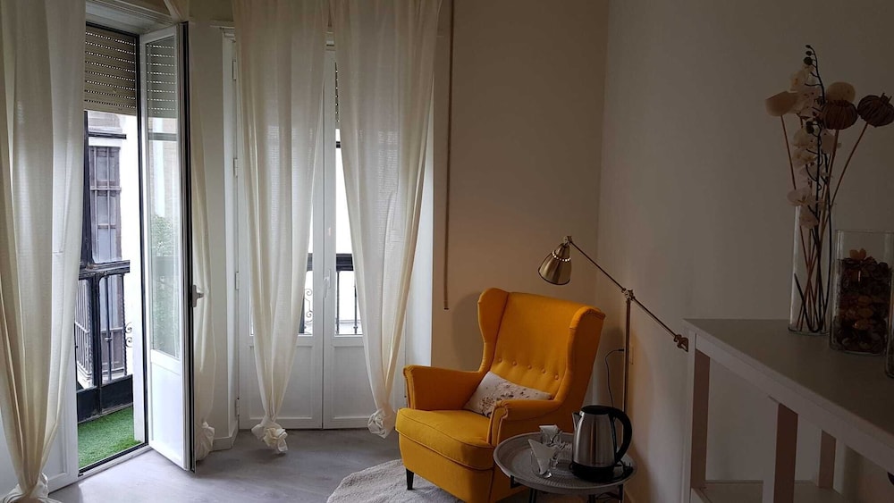 ISA SEVILLA Suites