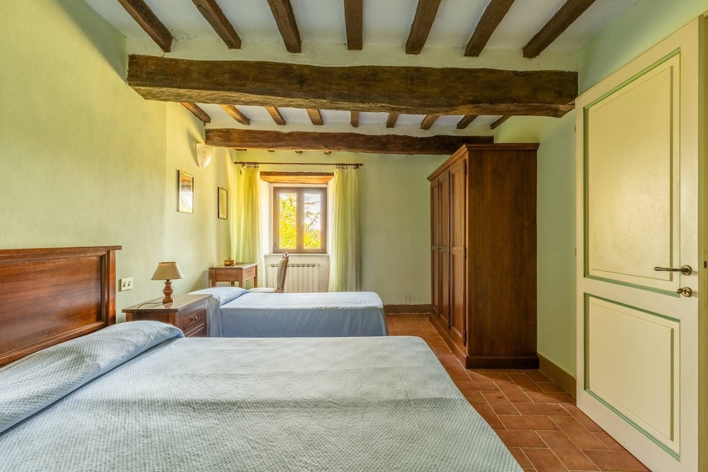 Podere Pietraluna