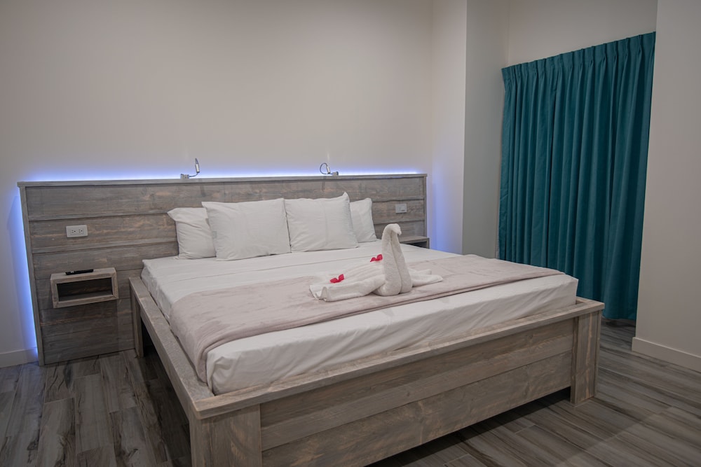 The Cove - Condo Hotel - Perfect Location