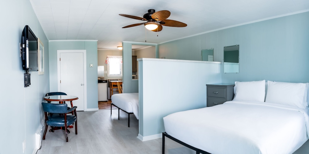 Echo Motel & Oceanfront Properties