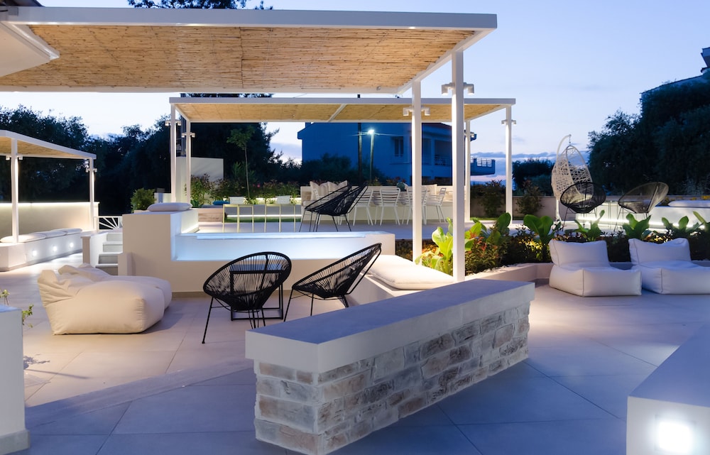 Aelia Villa