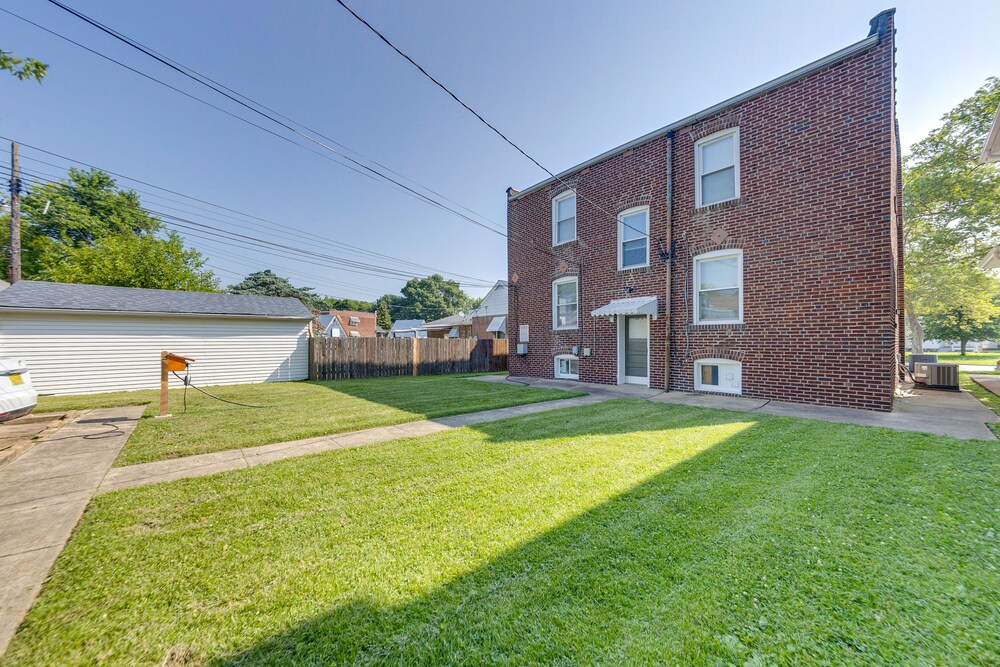St Louis Vacations - Inviting St Louis Apartment - Great Location! - Property Image 5