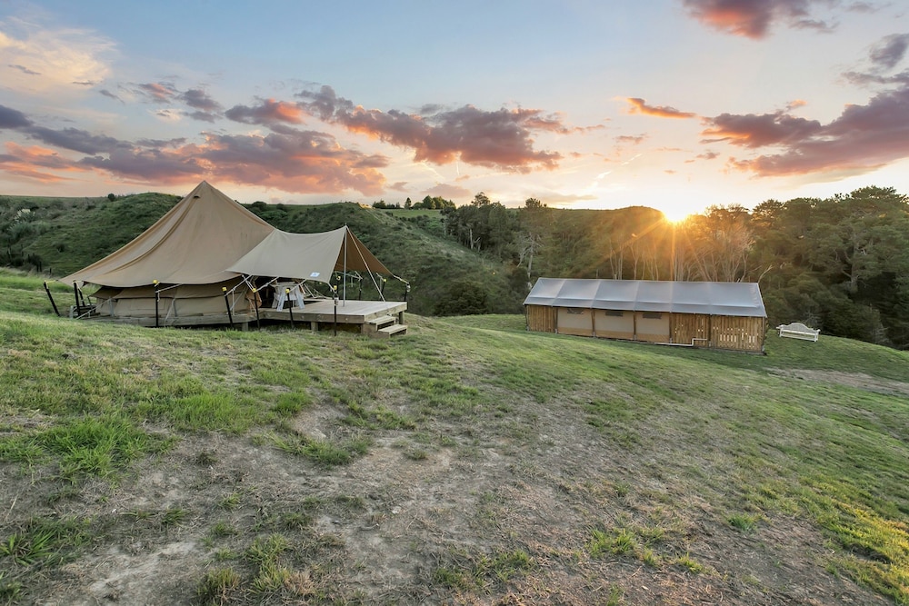 Luxury Under Canvas