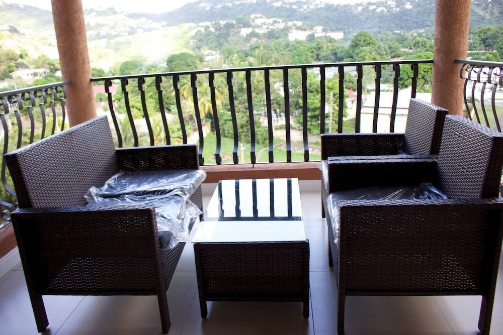 Remarkable 2-bed Apartment in Kingston view 5