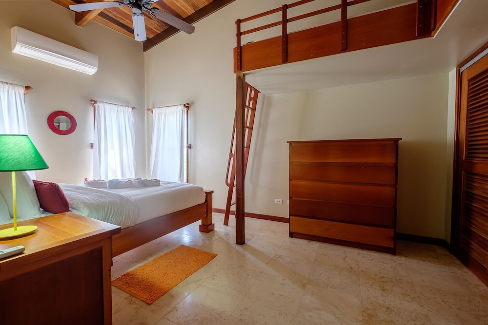 Indigo Belize 1C 3 Bedroom Condo by RedAwning