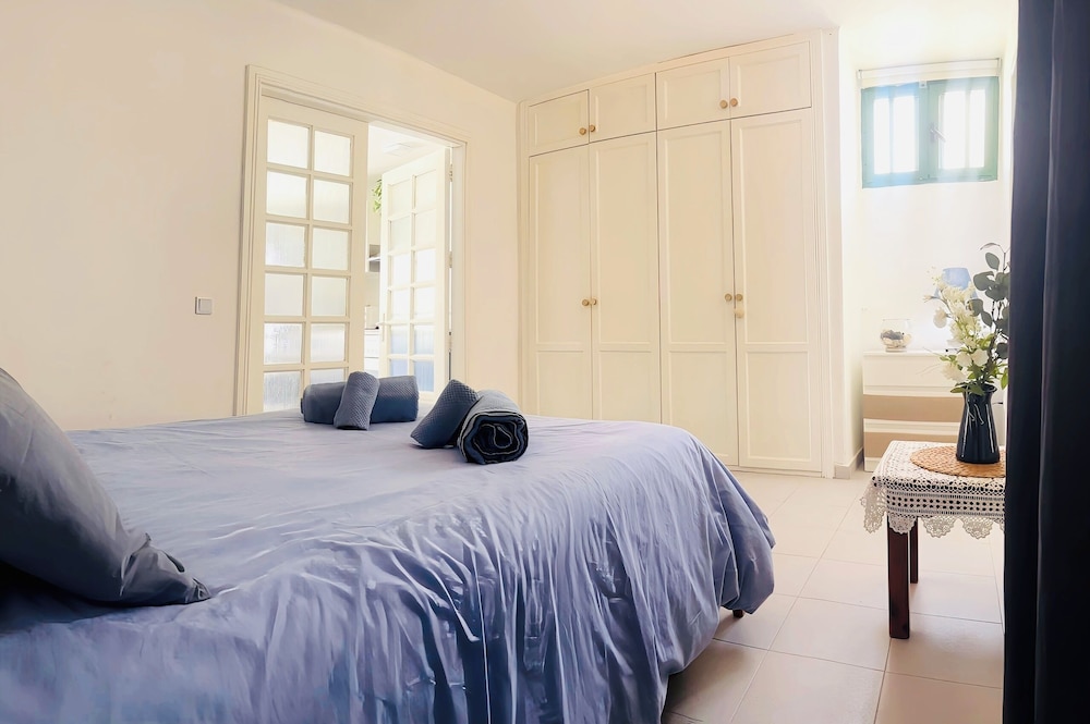 Apartment Florencia With Pool & Wifi in Puerto del Carmen, Lanzarote