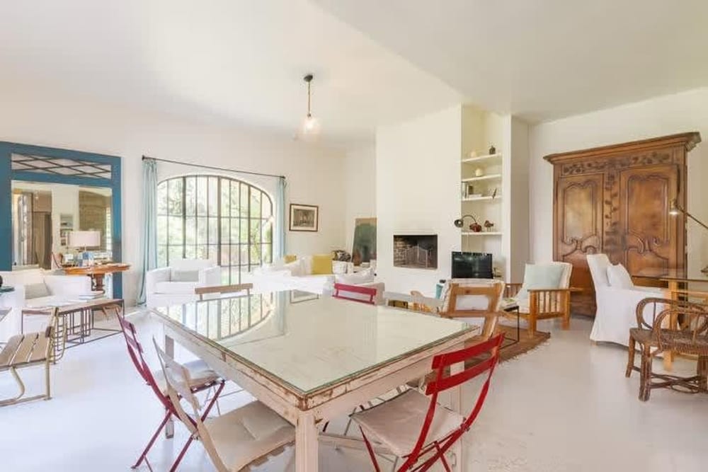 New Bastide Couronne d Aix Luxury in Aix-en-provence A Sophisticated Retreat for Families and Friends