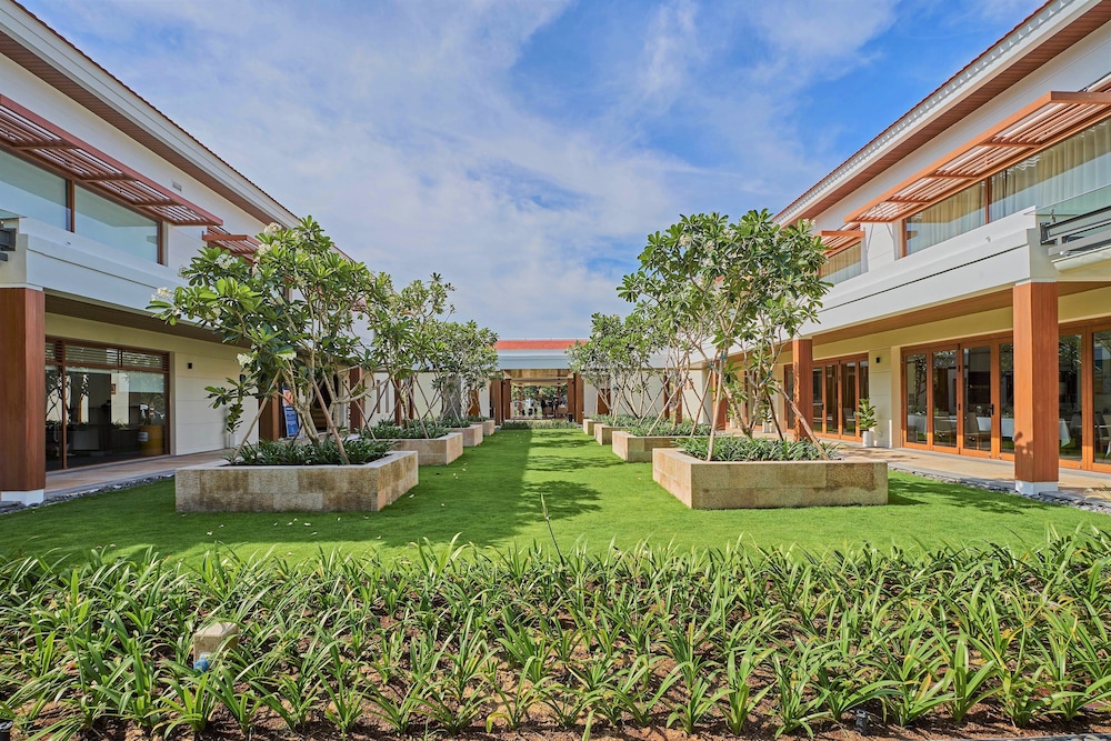 Ocean Villas Beach Resort
