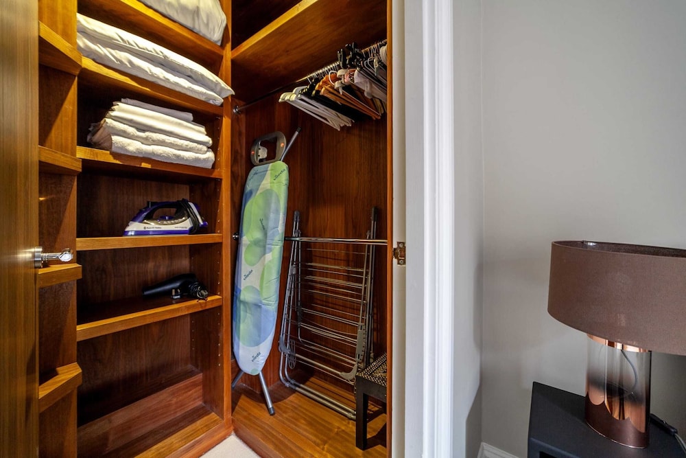 Elegant Chelsea Hideaway