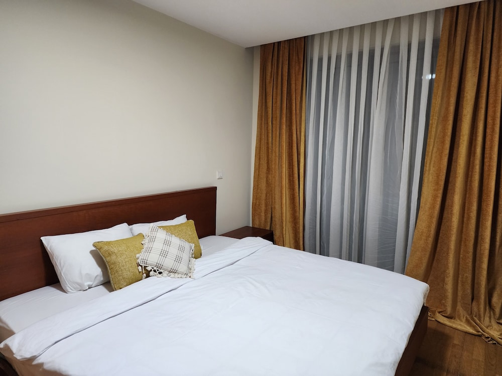 Perfect Residence Taksim with pool
