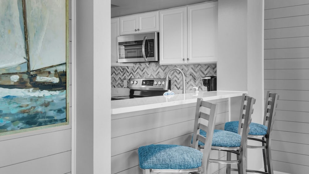 Waterfront Retreat in Sandestin w/ Golf Cart & Free Attraction Tickets!