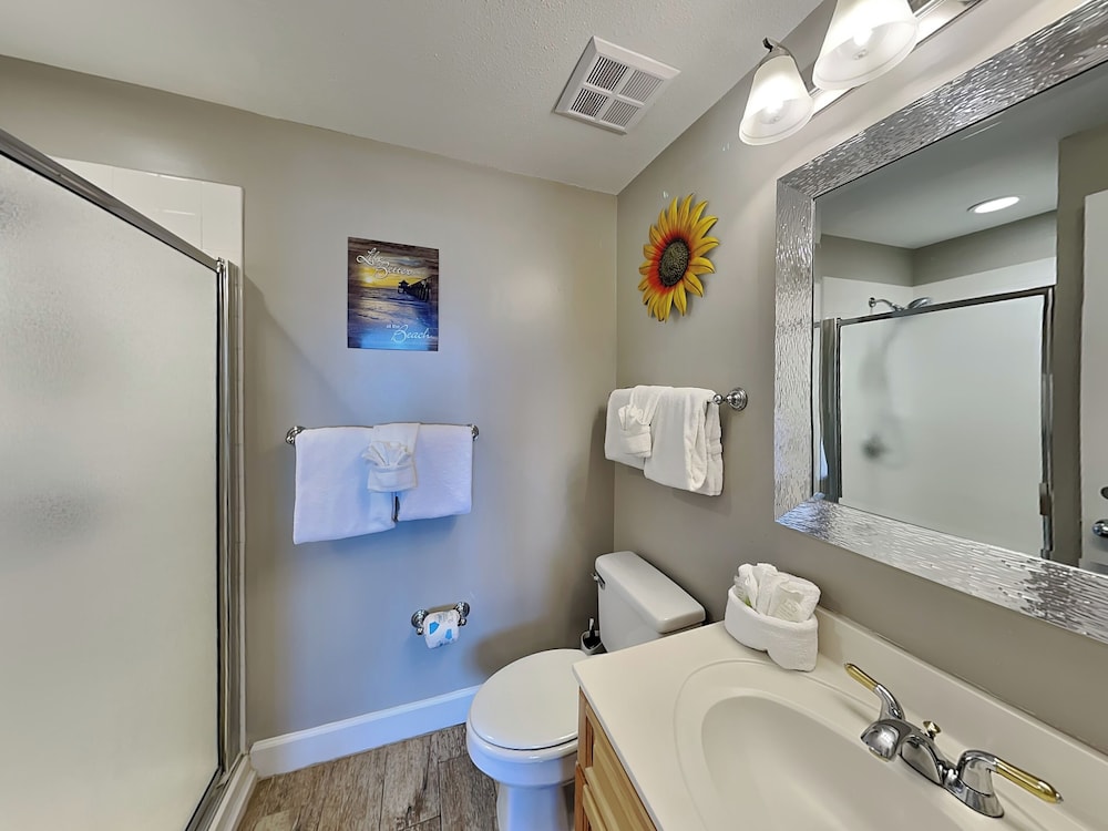 The Beach Club - Avalon #1604 by Southern Vacation Rentals