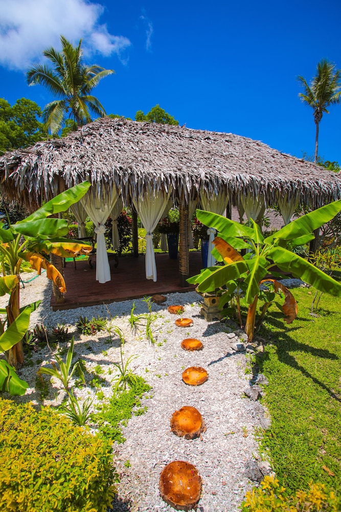 Coco Beach Resort