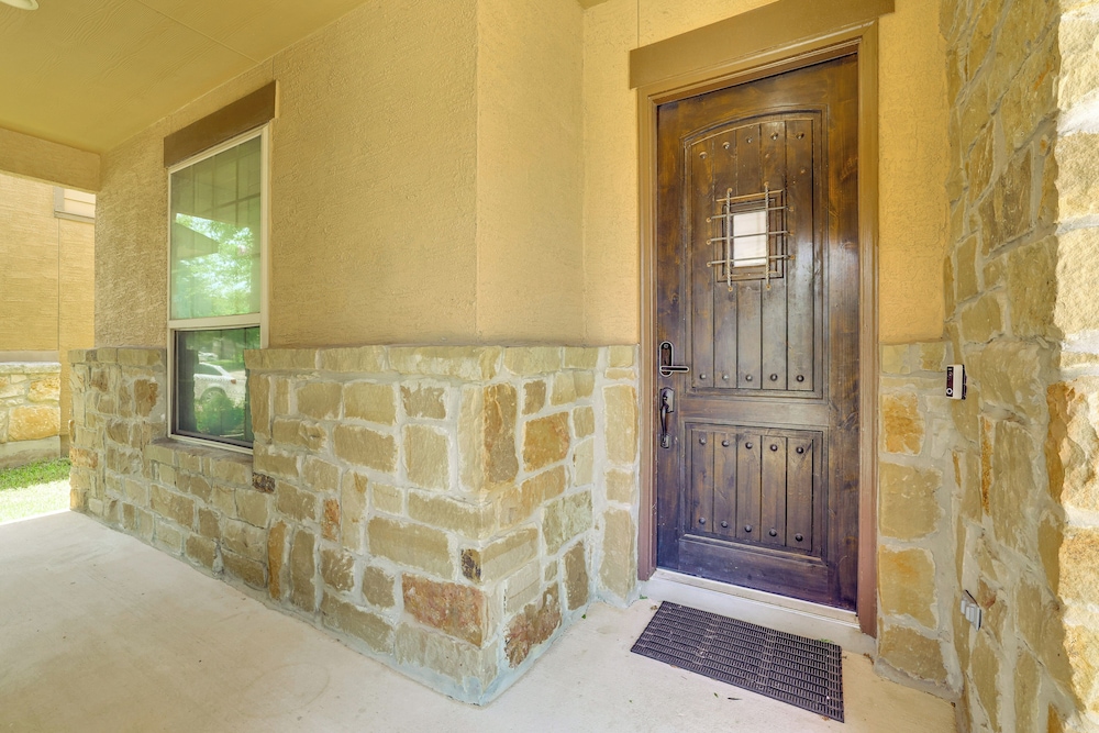 Group Getaway w/ Pool Access in San Antonio!