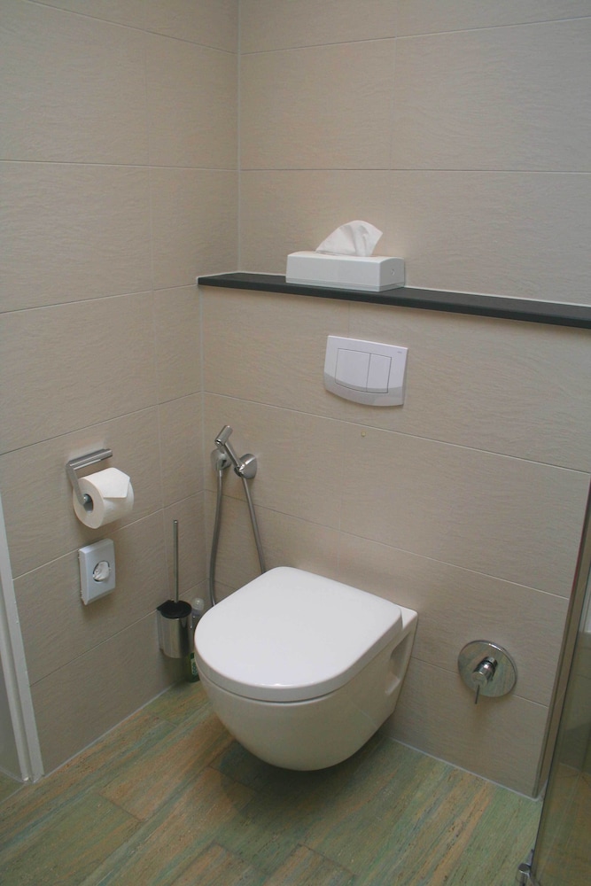 ney.land apartments