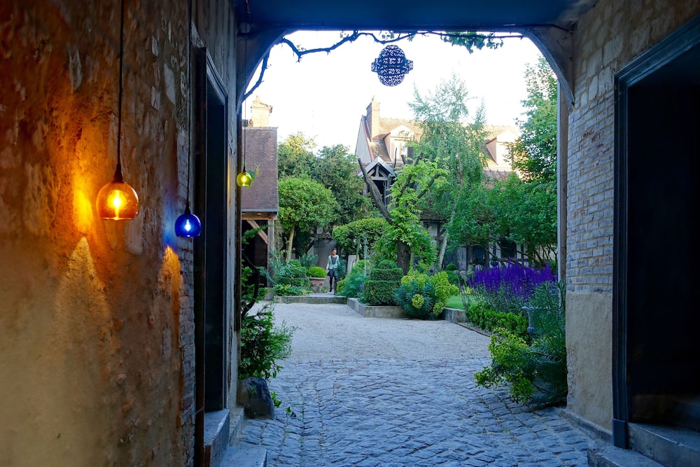 Le Jardin de la Cathédrale