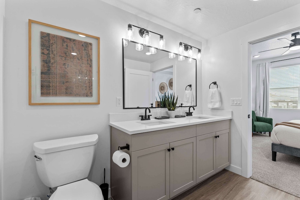 Terra Vista Stay for 8
