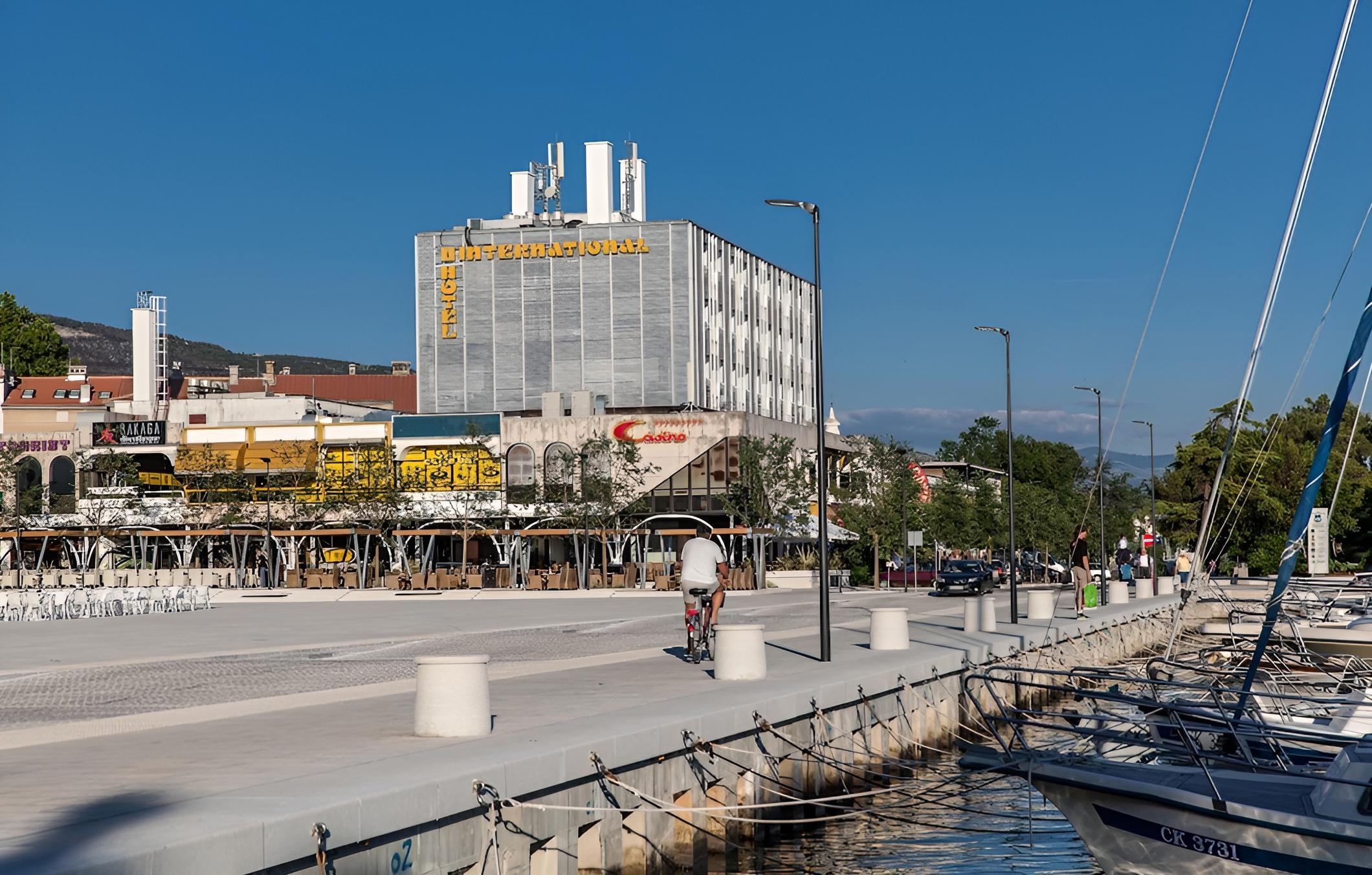Hotel International