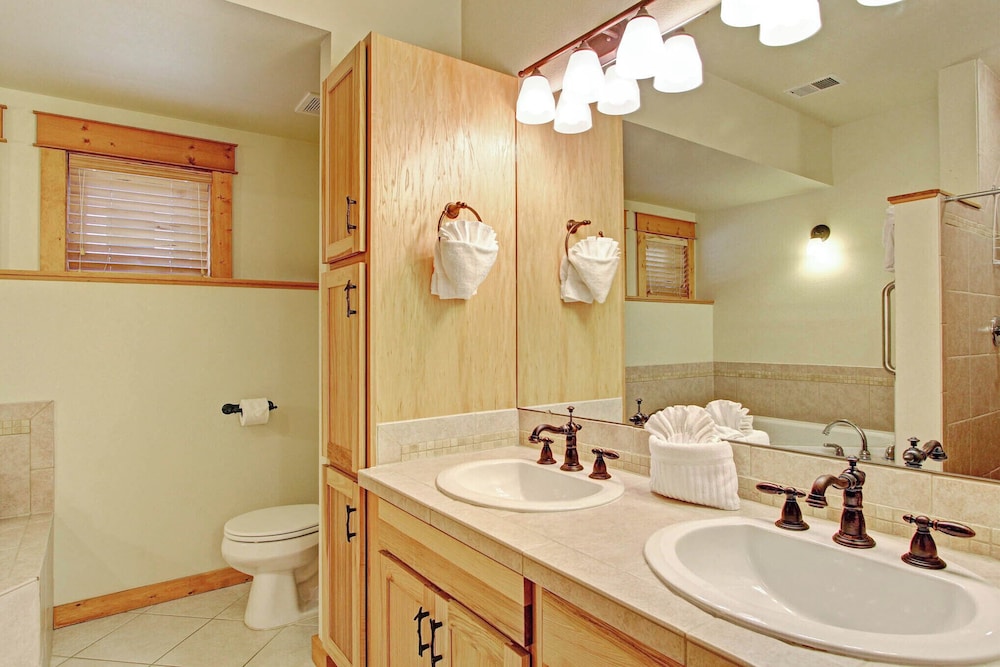 Estes Park Vacation Lodging