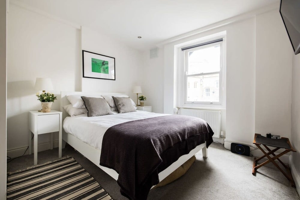 Modern Duplex Near Oxford Street