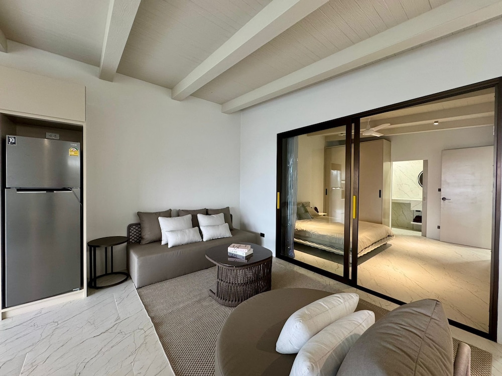 Beachside Residence