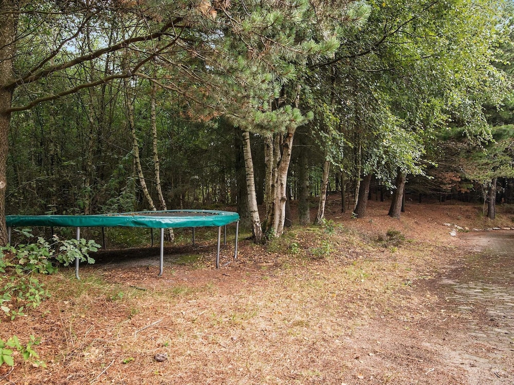 10 Person Holiday Home in Henne