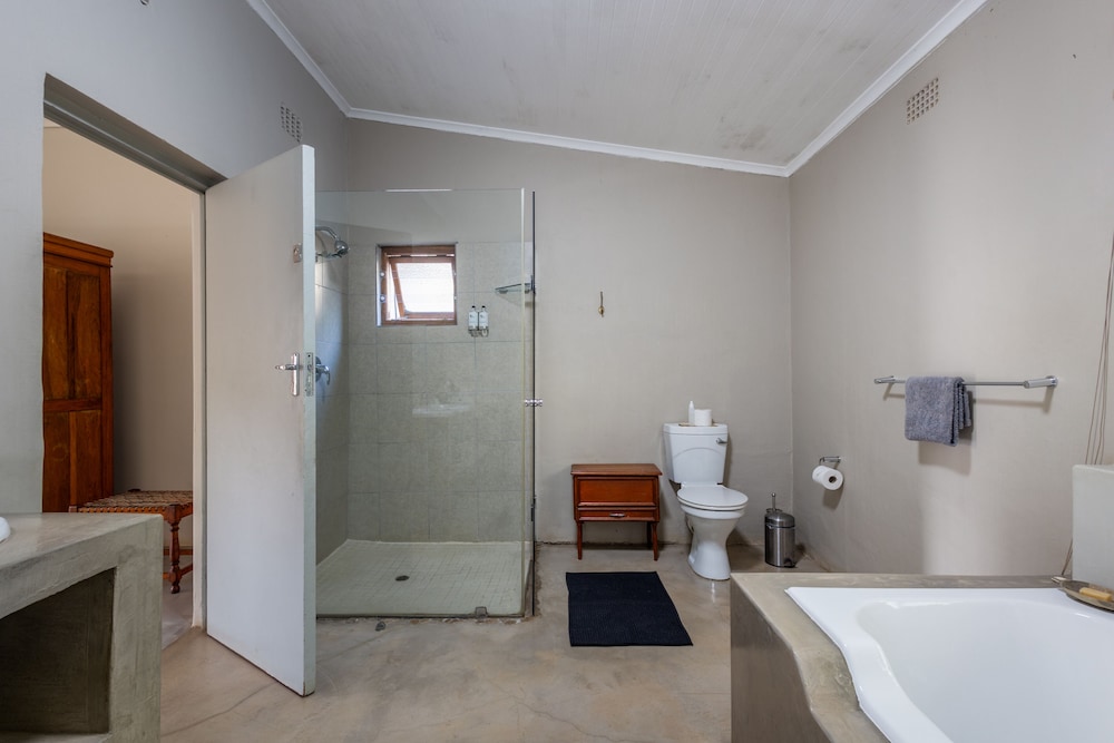 Ngoye Lodge