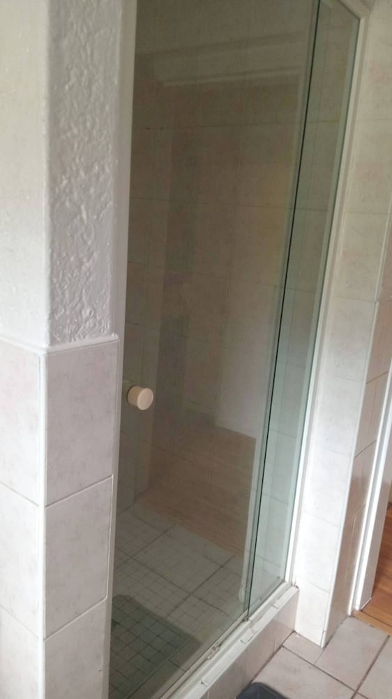 Ground flr 3bed Apartment Private Garden