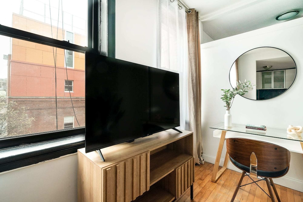 139 West Village Apt