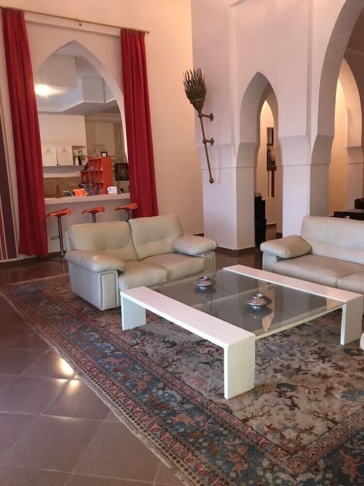 lounge