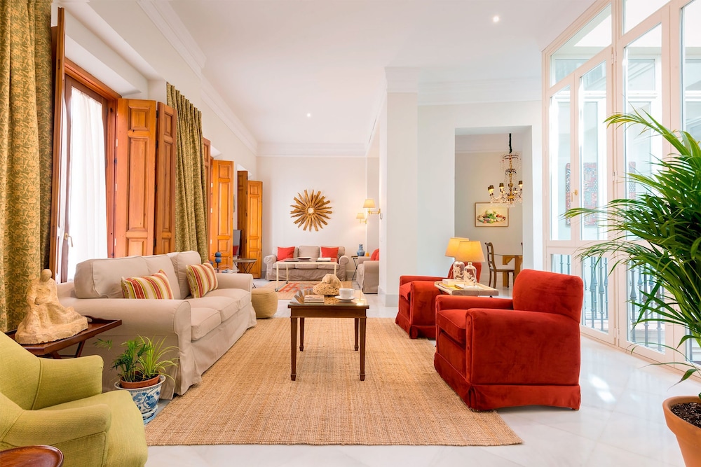 Luxury 3 Bd Apartm With 200m2 Prime Location Padre Marchena II