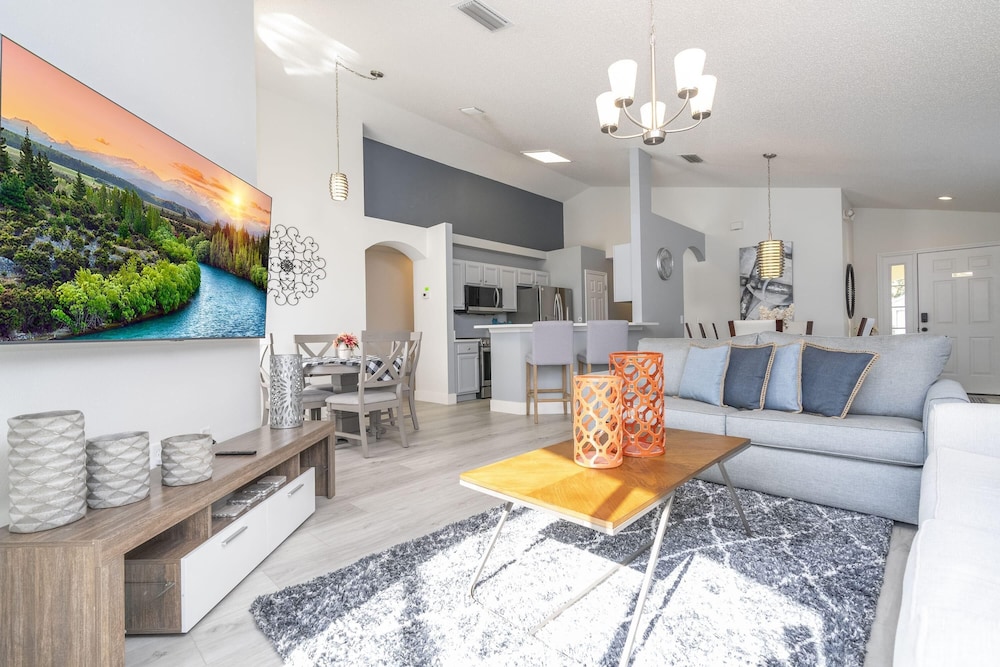 Cozy 4Bd Pool Gameroom Emerald Island 2673