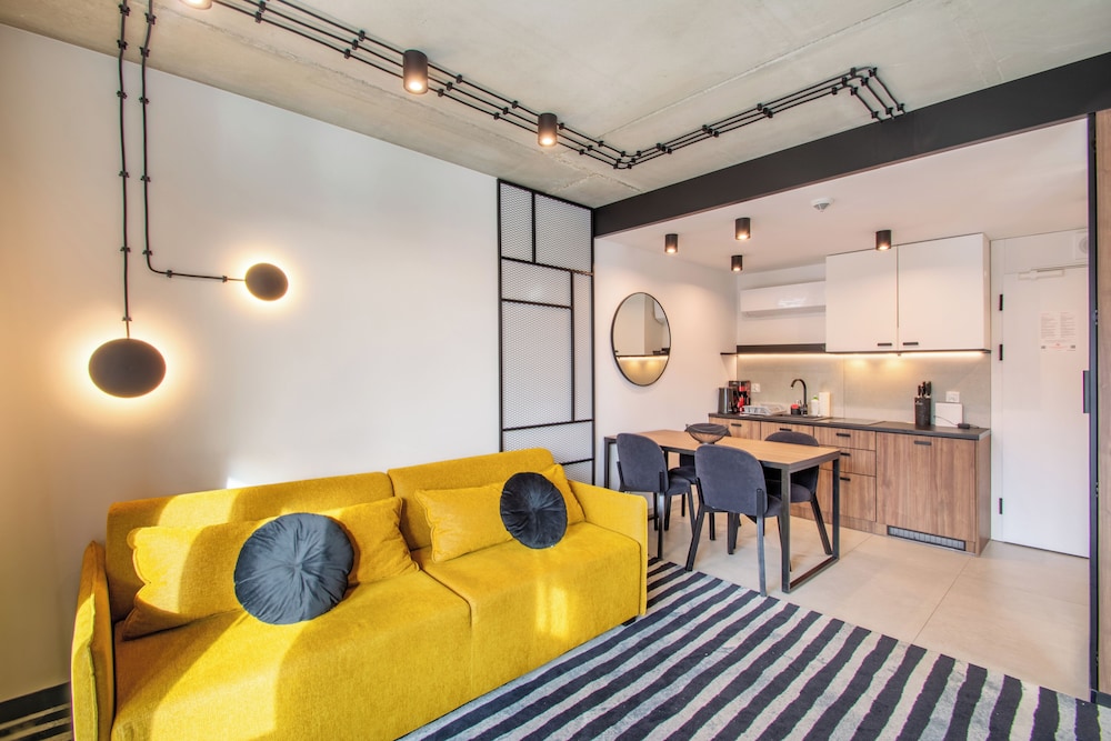 RentPlanet - Apartament Lwowska view 5