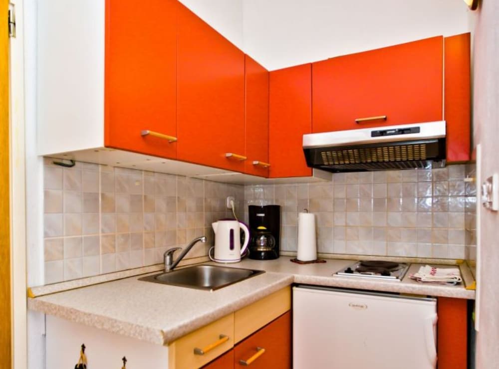Charming and Sunny Hvar Apartments