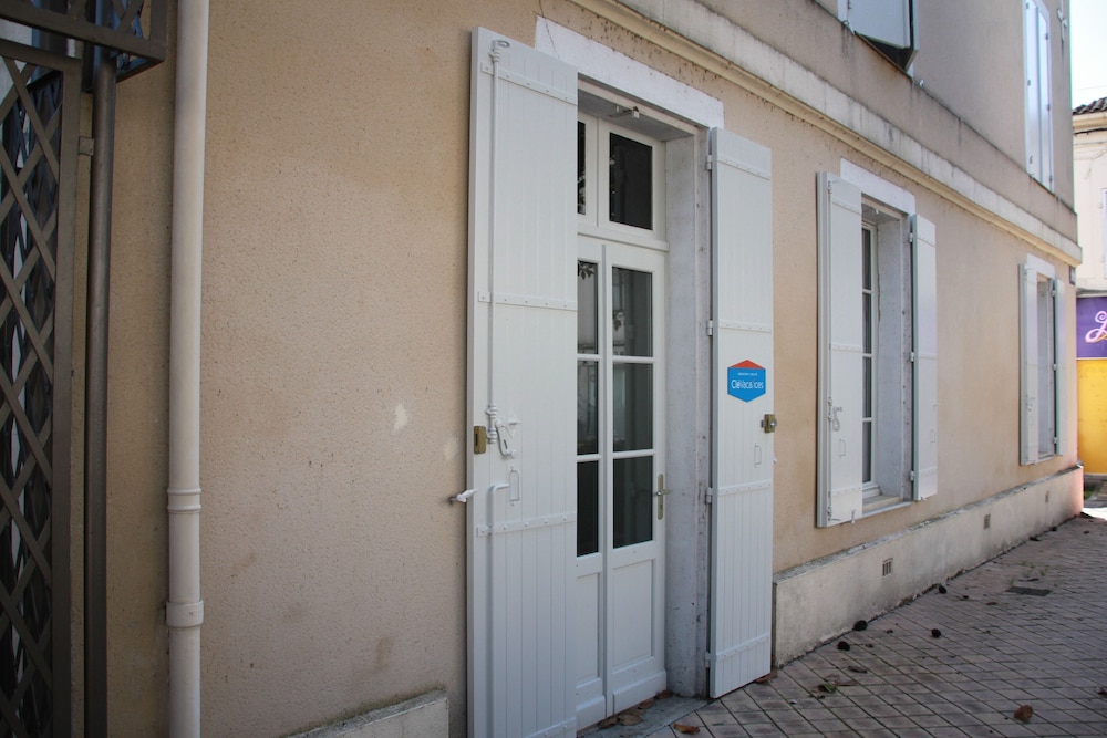 La Maison Duffour view 2