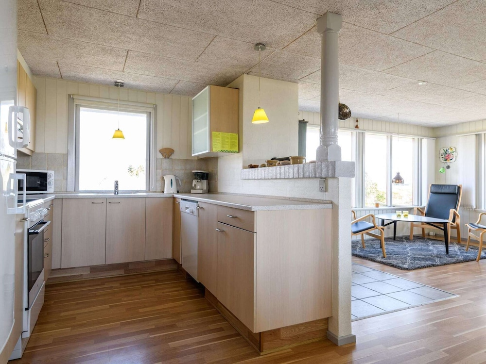 6 Person Holiday Home in Hvide Sande view 4