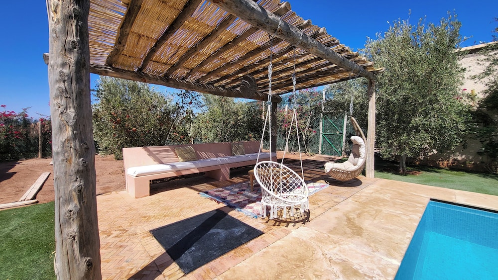 Tawenza Lodge