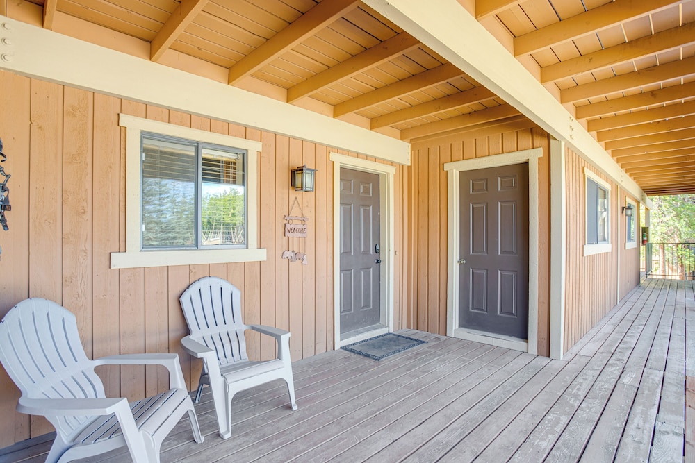 2 Mi to Winter Park Resort: Mtn-view Haven!