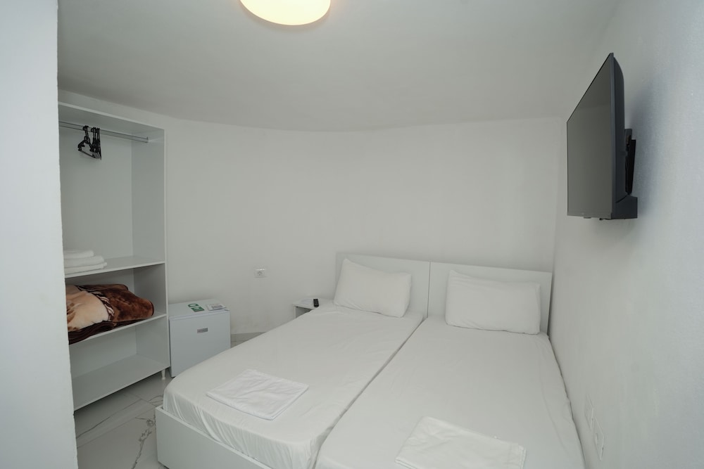Enles Hotel