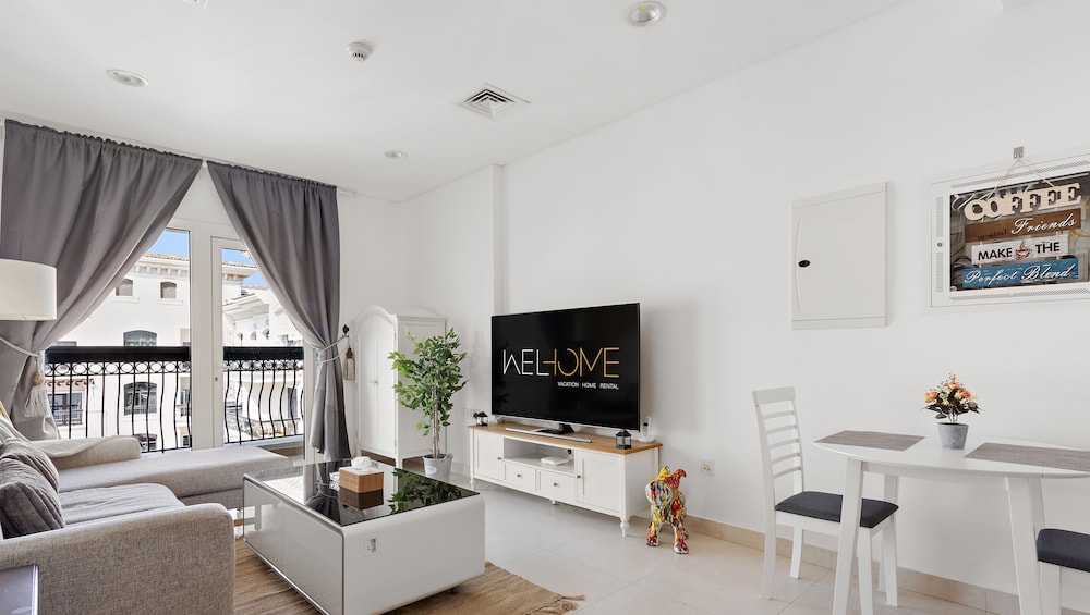 WelHome - Luxury Apt Close to Yas Water and Ferrari World