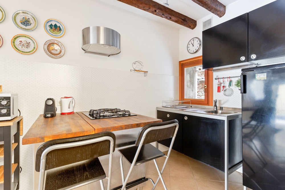 Riva Di Biasio Lovely Flat