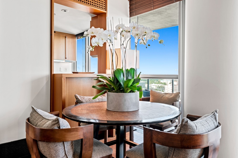 The Setai Private Luxury Residences