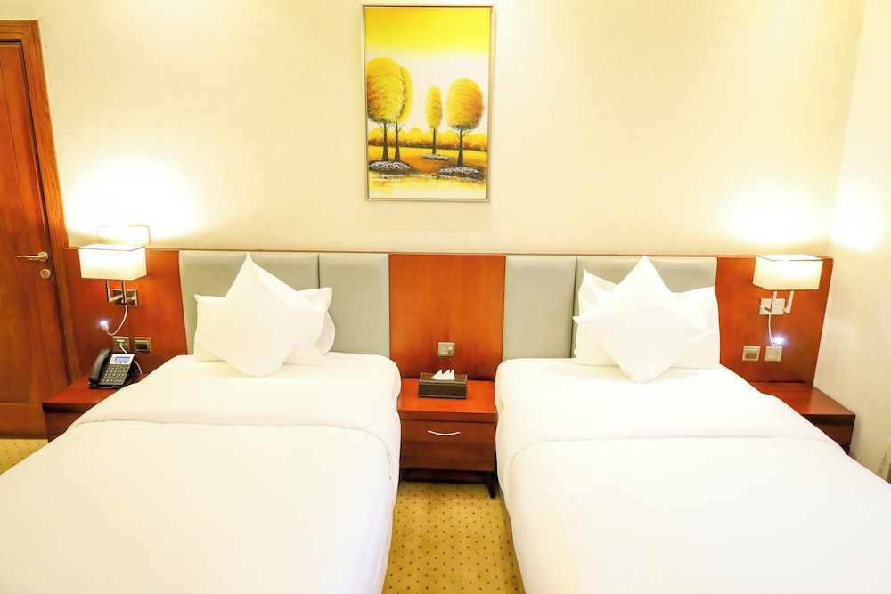 Best Day Hotel And Resorts