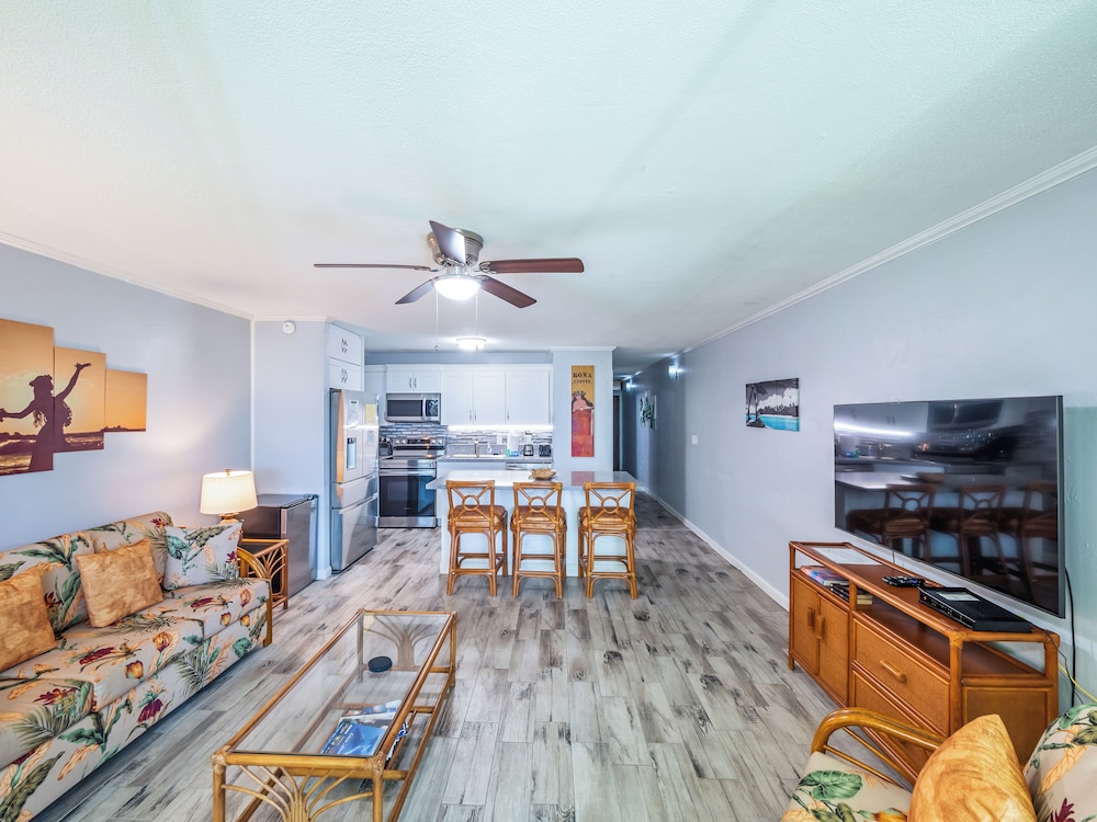 Kalanikai 118 Highly Walkable!