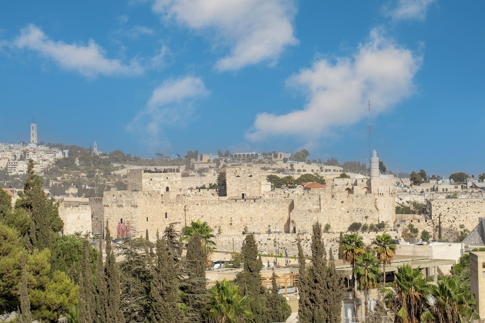 King David Court - Isrentals