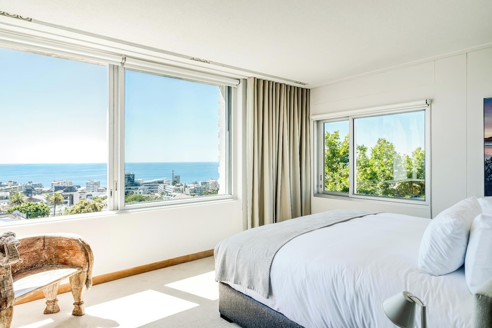 Opulent Spacious Fresnaye Sea View Leonotis Villa