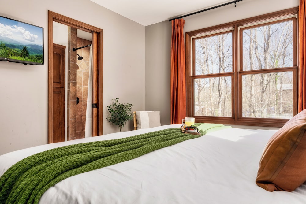 Moondance Cabin by Lightfoot Stays
