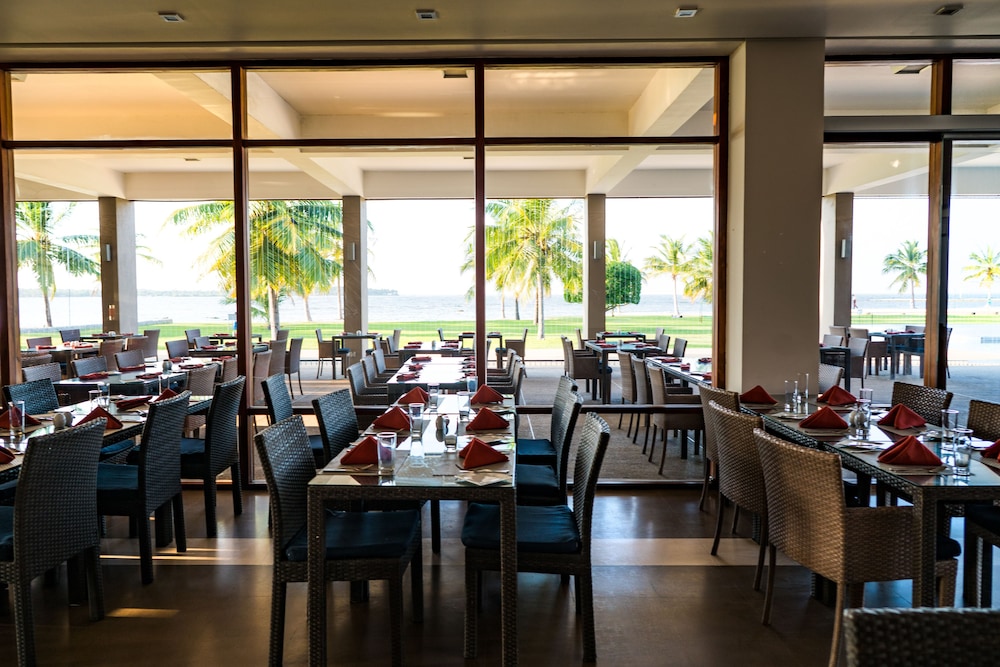 Amaya Beach Pasikudah
