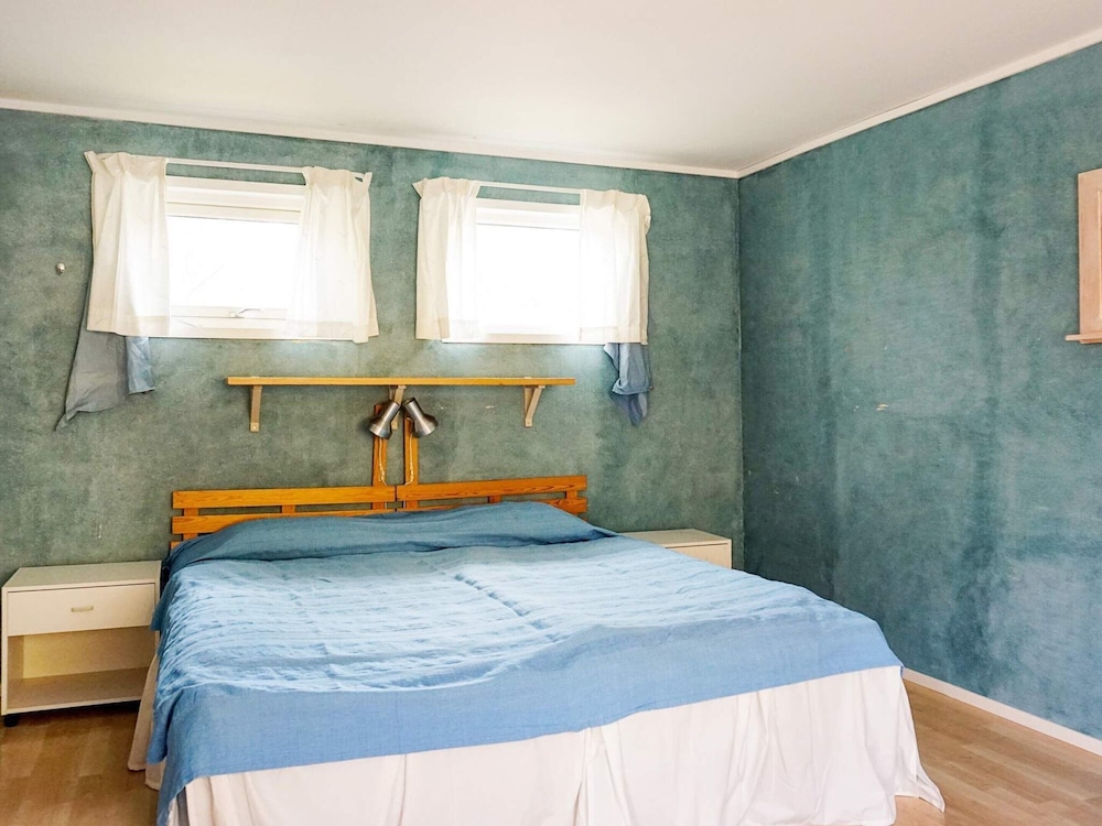 9 Person Holiday Home in Fiskebackskil view 2