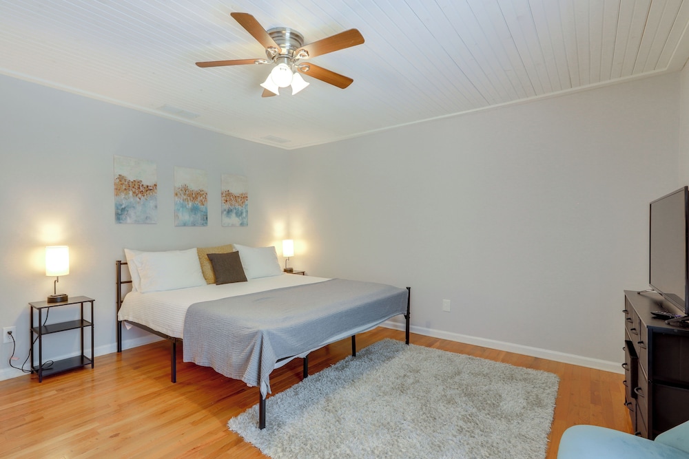 Ideal for Reunions & Retreats: Brooks Getaway!